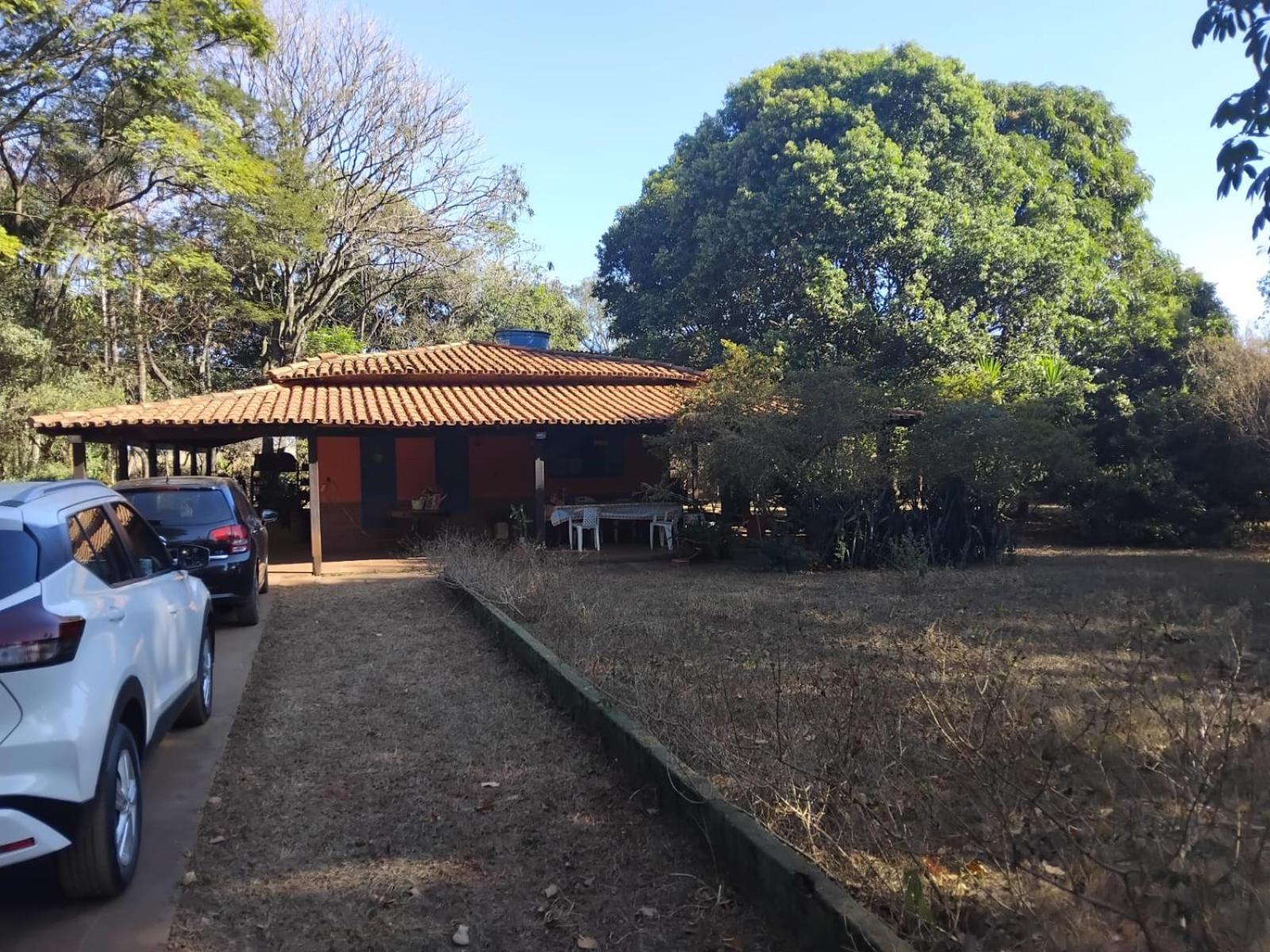 Villa Sitio Bemtevi - Jockey Camping - Uberlândia Extérieur photo
